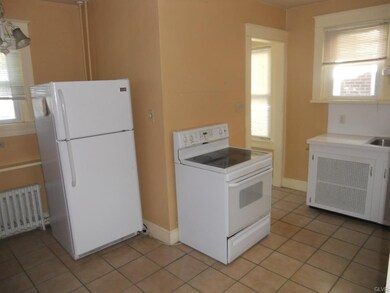 1028 N 21st St, Allentown, PA 18104 - photo 4