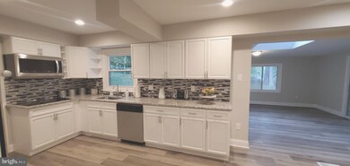 12700 Crimson Ct, Bowie, MD 20715 - photo 5