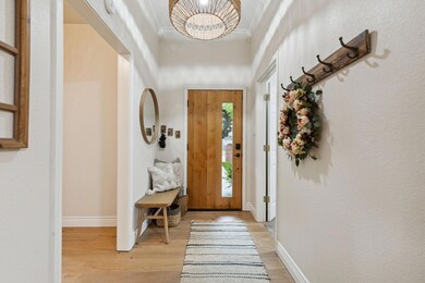 408 Huggins Dr, Springtown, TX 76082 - photo 3