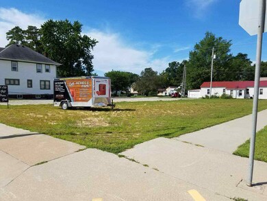 1301 Superior Ave, Tomah, WI 54660 - photo 2