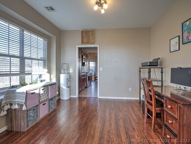 1728 W Charleston St, Broken Arrow, OK 74011 - photo 5