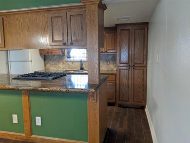 3403 Saratoga Dr, Houston, TX 77088 - photo 6