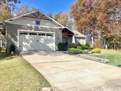 183 Canterbury Dr, Crossville, TN 38558 - photo 2