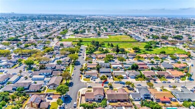 2401 El Portal Way, Oxnard, CA 93035 - photo 6