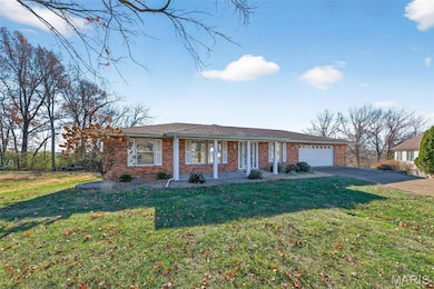 5037 Faust Ct, Saint Louis, MO 63129 - photo 2