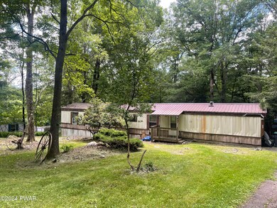 377 Ridge Ave, Hawley, PA 18428 - photo 2