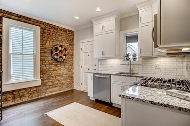 White Kitchen!