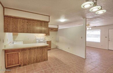 2583 E Coronita Cir, Chandler, AZ 85225 - photo 5