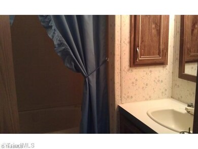 153 Bentbrook Rd, Statesville, NC 28677 - photo 7