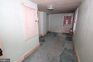 316 N 11th St, Reading, PA 19604 - photo 5