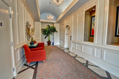 6831 Main St Unit 218-large-003-3-Elegan