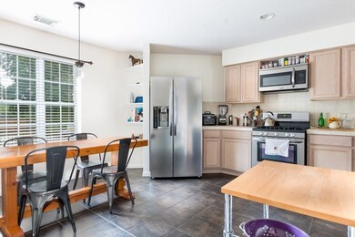 319 W Park St, Fredericksburg, TX 78624 - photo 4