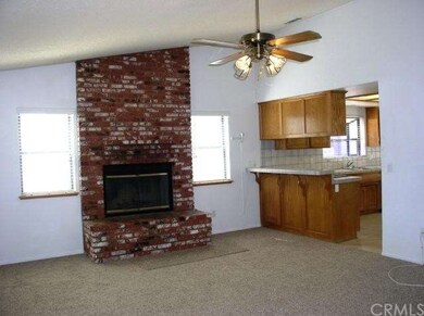 18170 Country Glen Ln, Victorville, CA 92395 - photo 7