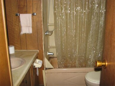 259 Millers Falls Rd unit 17, Turners Falls, MA 01376 - photo 5