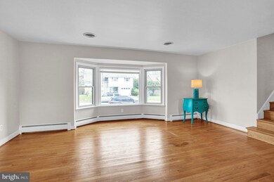 522 Jefferson Blvd, Reading, PA 19609 - photo 4