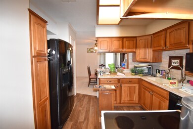 337 Brazos Dr, Bay City, TX 77414 - photo 5