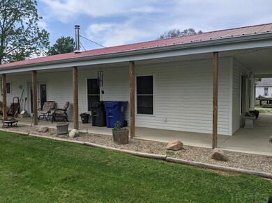 817 Lewis St, Kokomo, IN 46901 - photo 2