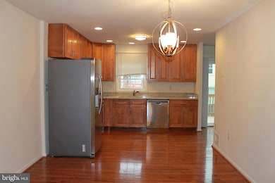 3066 White Birch Ct, Fairfax, VA 22031 - photo 3