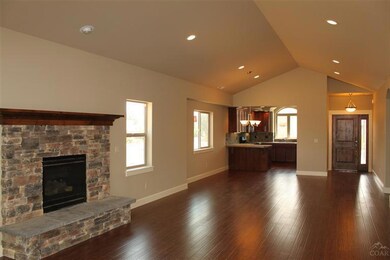 unlisted-address, Bend, OR 97702 - photo 5