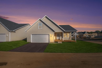 2839 Ruby St, Traverse City, MI 49684 - photo 4