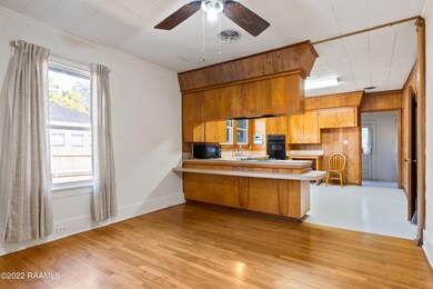 2120 st Charles St-5