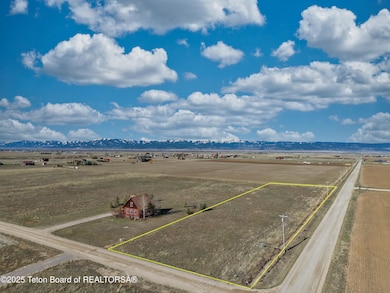 3978 Whitney Dr_For MLS-9