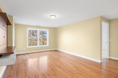 6 Crestview Cir unit 134, Londonderry, NH 03053 - photo 2