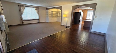 open living/dining/kitchen