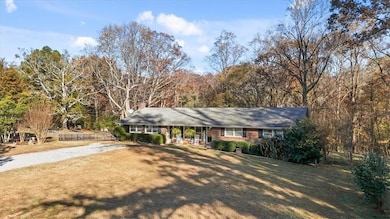 13355 Holly Rd, Roswell, GA 30075 - photo 2