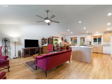 5710 NE 55th Cir, Vancouver, WA 98661 - photo 6