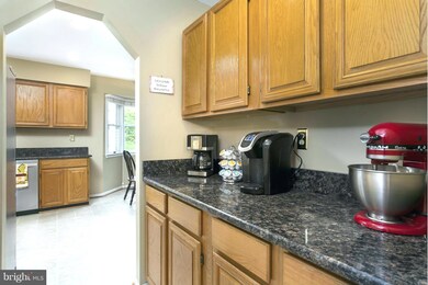 7127 Willow Brook Way, Columbia, MD 21046 - photo 7