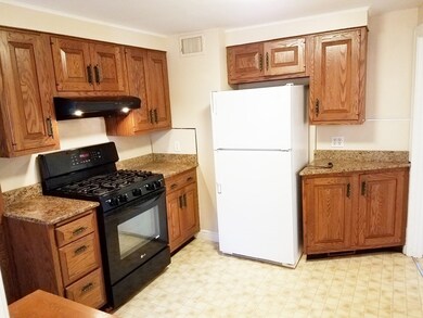 126 Russell Rd unit SF, West Newton, MA 02465 - photo 6