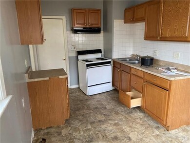 7030 Agnes Ave, Kansas City, MO 64132 - photo 3