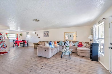 2330 Wydine Dr, Lakeland, FL 33801 - photo 3