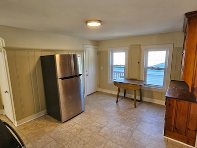 87 Russell St unit 1, Marlborough, MA 01752 - photo 2