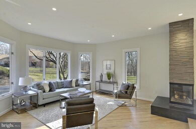 7312 Brookstone Ct, Potomac, MD 20854 - photo 3