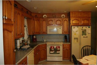 1405 Unionville Rd, Pottstown, PA 19465 - photo 7