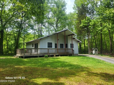 146 Kemadobi Cir E, Dingmans Ferry, PA 18328 - photo 2