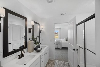 Primary bath with dual sinks