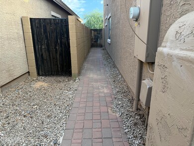 5338 W Maldonado Rd, Laveen, AZ 85339 - photo 5