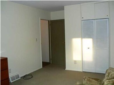 255 Ridgewood Ct, Ionia, MI 48846 - photo 6