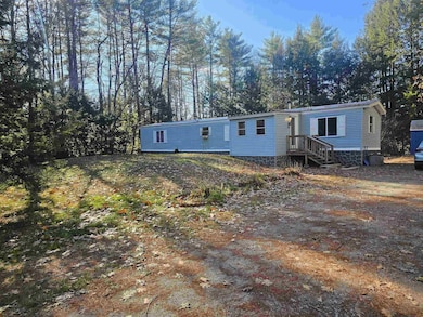 28 Merrill Rd, Hillsborough, NH 03244 - photo 2