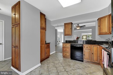 41 Rhodes Place, Lutherville Timonium, MD 21093 - photo 4