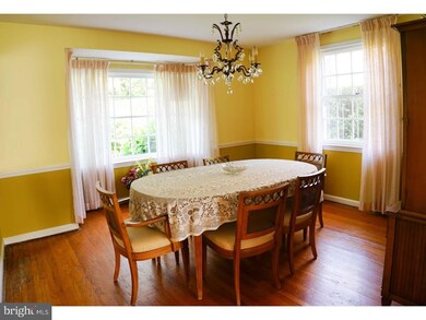 1712 Green Valley Rd, Havertown, PA 19083 - photo 6