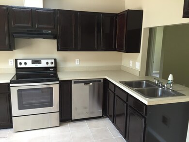 7777 Hunters Lake Cir N, Jacksonville, FL 32210 - photo 5