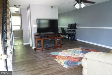 6405 Loch Crest Ct, Idlewylde, MD 21239 - photo 5