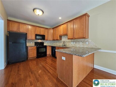 312 Maple Ct, Alburtis, PA 18011 - photo 4