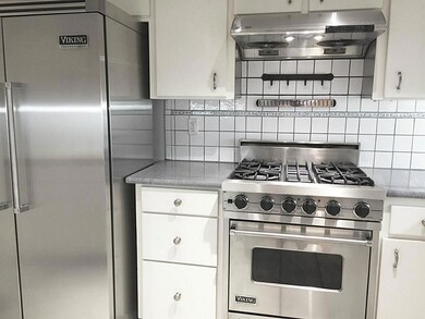 1748 S Gessner Rd, Houston, TX 77063 - photo 5