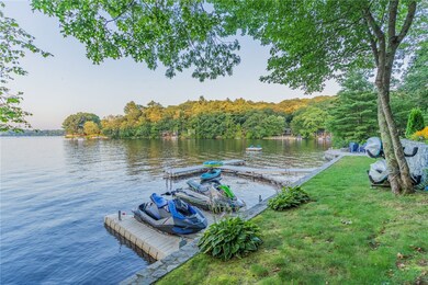 76 Aldrich Rd, North Scituate, RI 02857 - photo 5