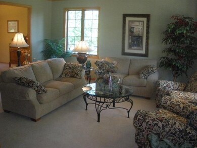 987 Autumn Woods Ln, Oregon, WI 53575 - photo 4